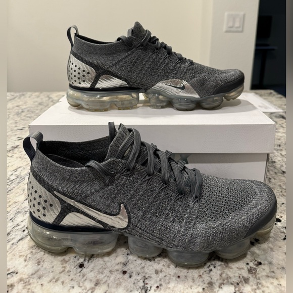 Nike Air VaporMax Flyknit 2 “Chrome” - Picture 1 of 6